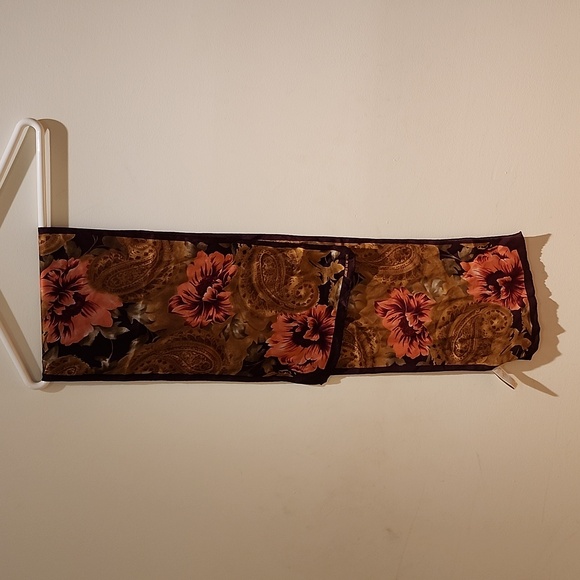 Jones New York Silk scarf - Picture 6 of 6